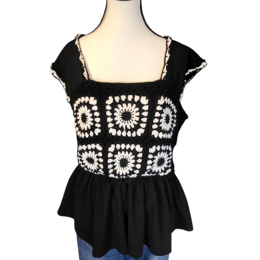 70s Retro Crochet Black/White Festival-Ready Women's Peplum Top Size L